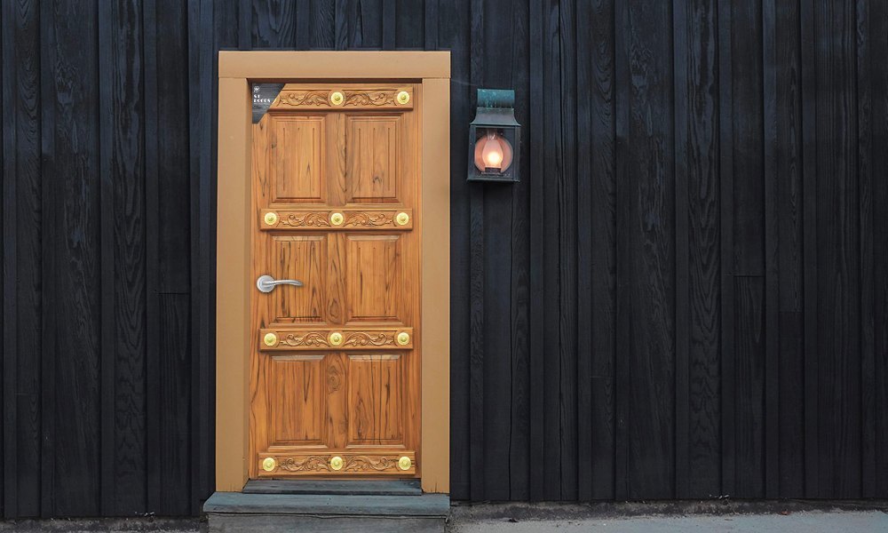 The Benefits of Using Barn Doors for Small Rooms And Closets