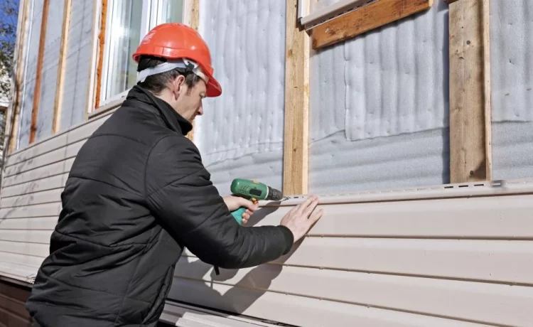 SIDING CONTRACTOR